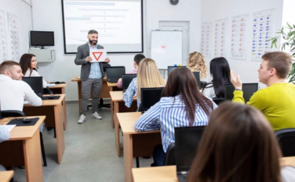 ¿Qué preparatorias no piden examen Comipems?