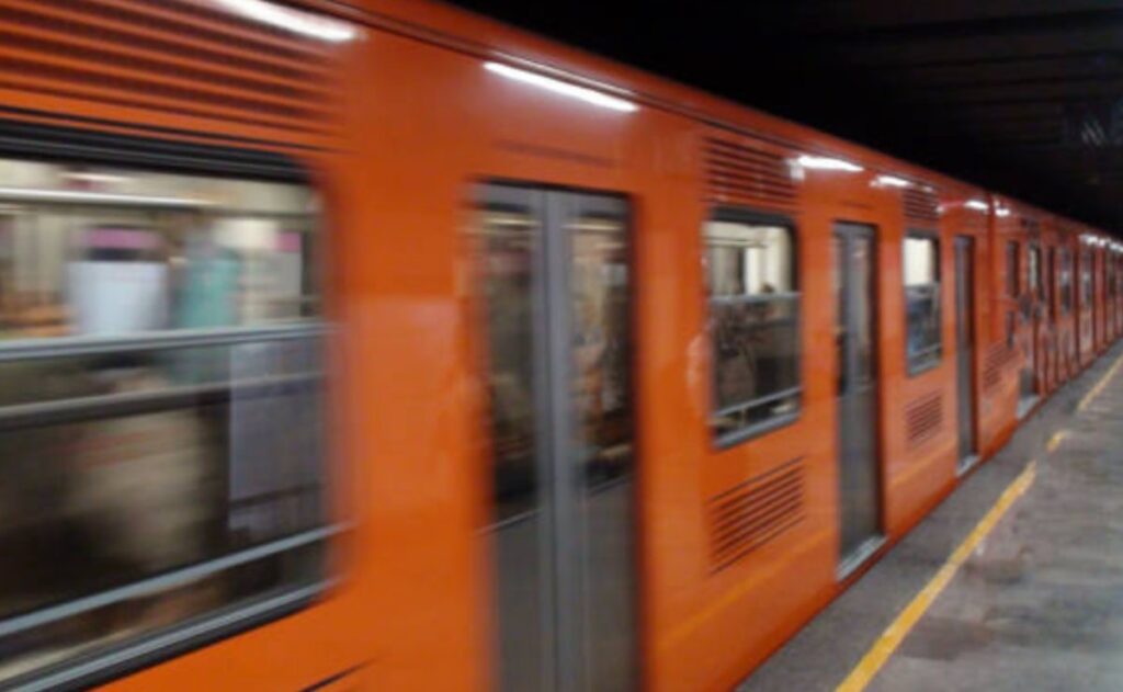 ¿Cómo tramitar la tarjeta que te da acceso gratis al transporte de CDMX?