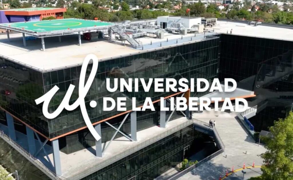 ¡Hay chamba para profesores! La universidad de Ricardo Salinas tiene vacantes