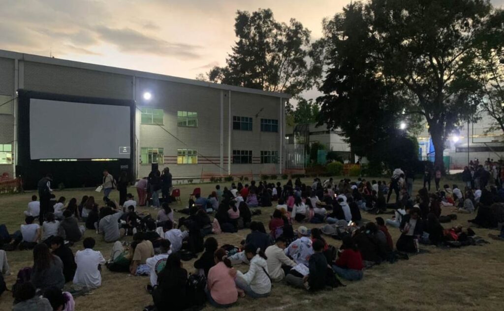 Picnic nocturno en el IPN: esta es la película que proyectarán