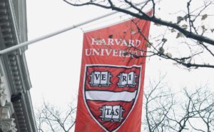 Harvard queda fuera del top 3 del ranking de las mejores universidades del mundo