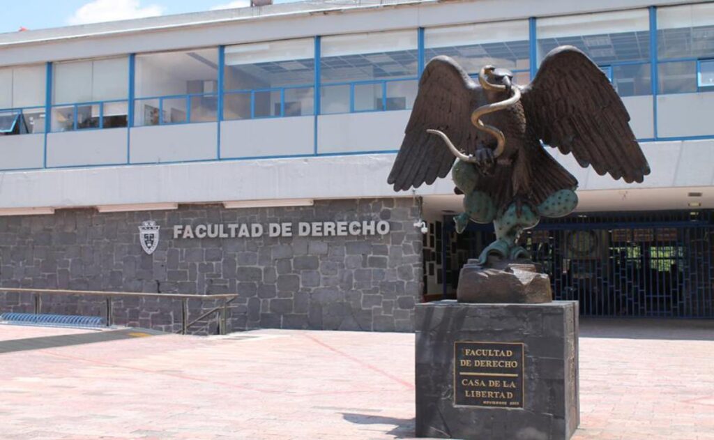 Segunda carrera UNAM