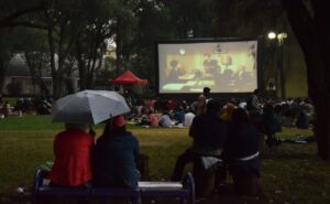 Lunes de cine al aire libre en el CENART; habrá películas de terror