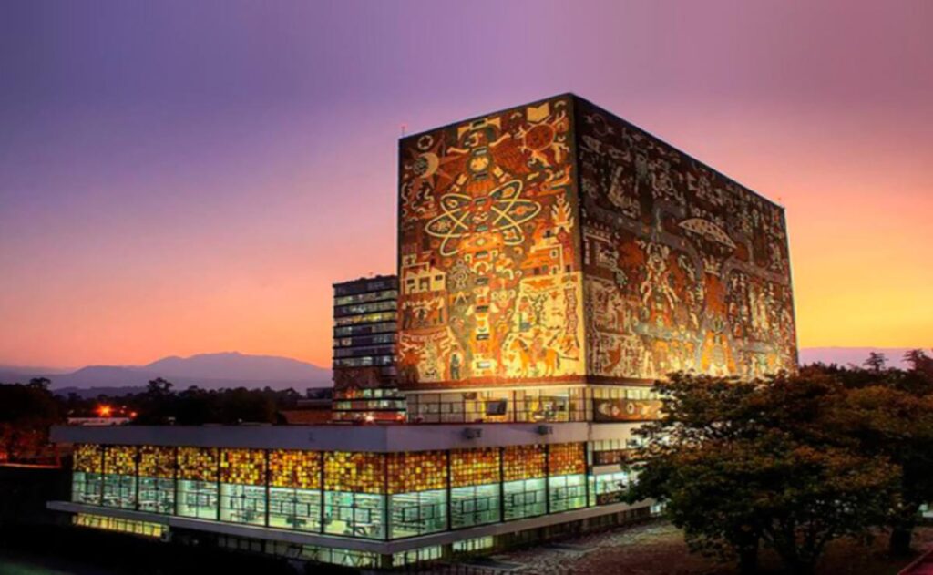 estudiantes UNAM