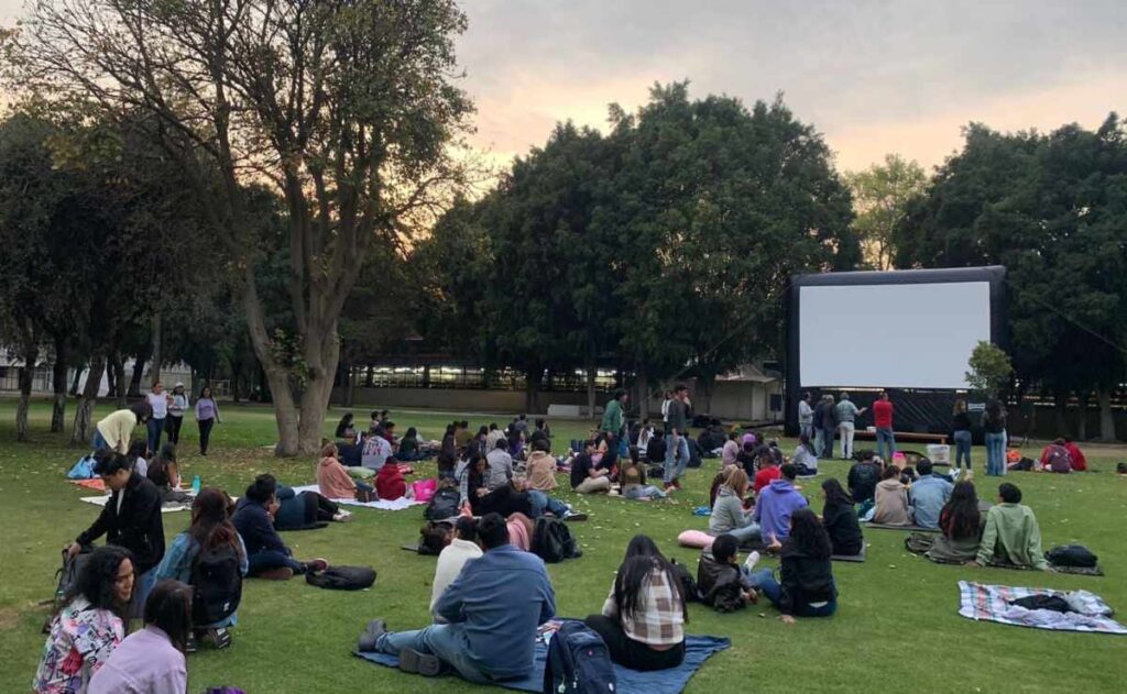 Lánzate al picnic nocturno del IPN, la entrada es gratis