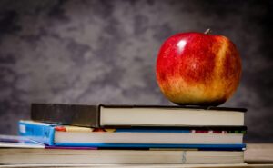 ¡Estudia gratis y sin examen de admisión! Prepa en Línea de la SEP abre convocatoria
