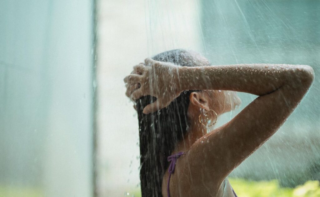 ¿Debemos bañarnos a diario? Esto dice la Universidad de Harvard 