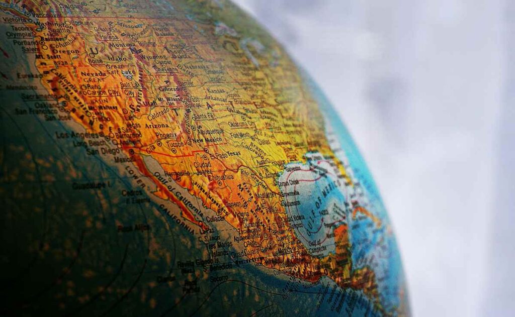 La revolución del nearshoring está transformando el panorama empresarial mexicano y, con ello, redefiniendo el futuro de la educación superior.