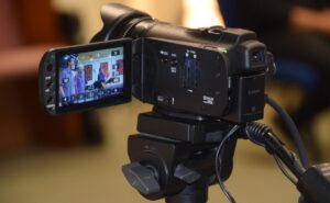 Crea el mejor contenido audiovisual con este Diplomado de guionismo y producción gratis
