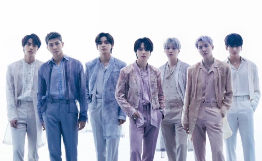 BTS-Pop-up-store-CDMX