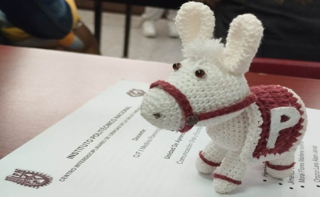 ¿Por qué el IPN tiene de mascota a un burro y qué significa?