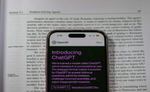 Así es como podrían averiguar si haces tu tarea con ChatGPT