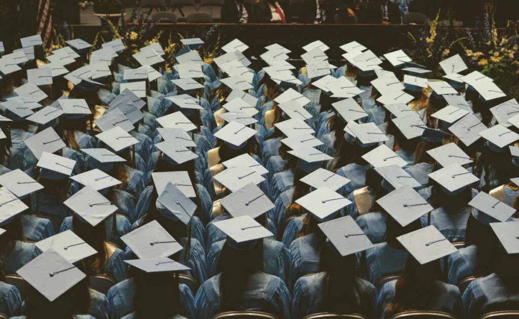 ¿Qué sigue después de la graduación?