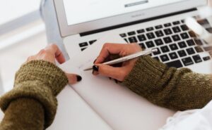 IPN y UNAM cancelan casi 100 exámenes a aspirantes de bachillerato 