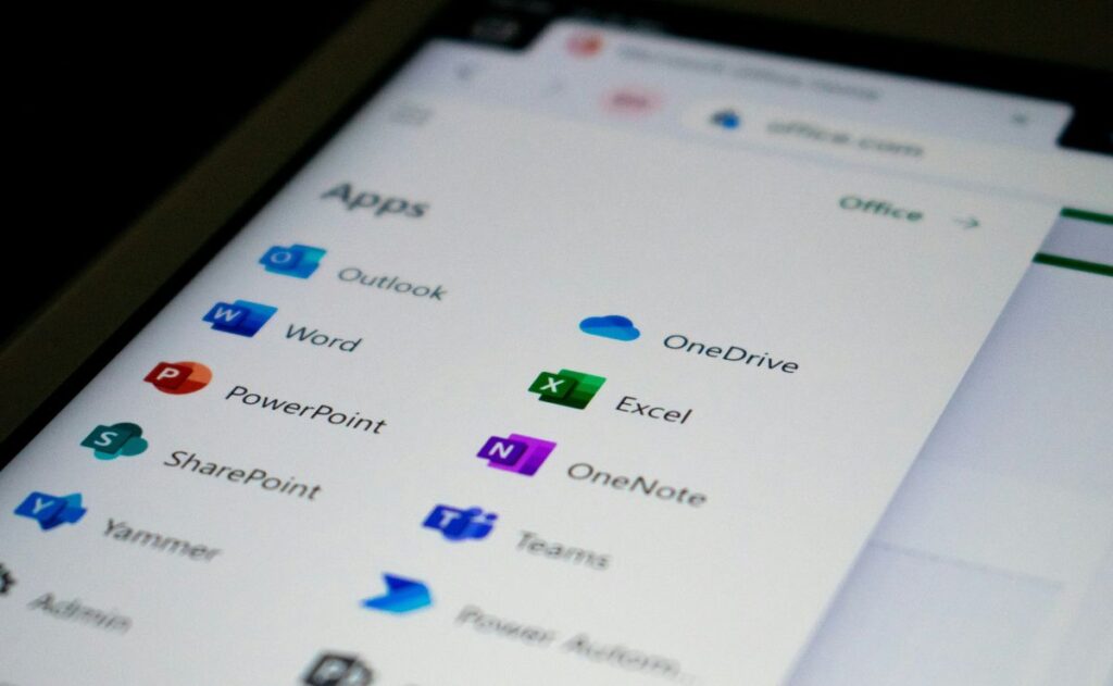 ¿Qué universidades te dan gratis la paquetería de Office?