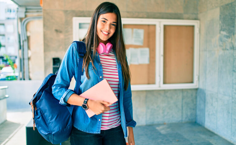 No quedarte en la universidad pública no es el fin. Conoce las mejores alternativas para estudiar una carrera y lograr tu meta profesional en México