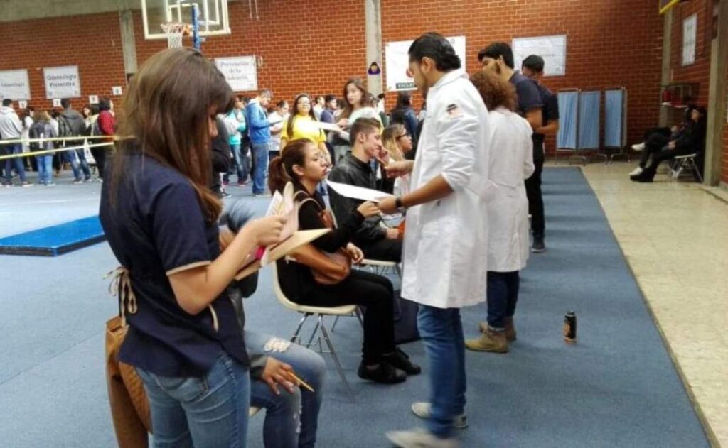 UNAM app examen médico