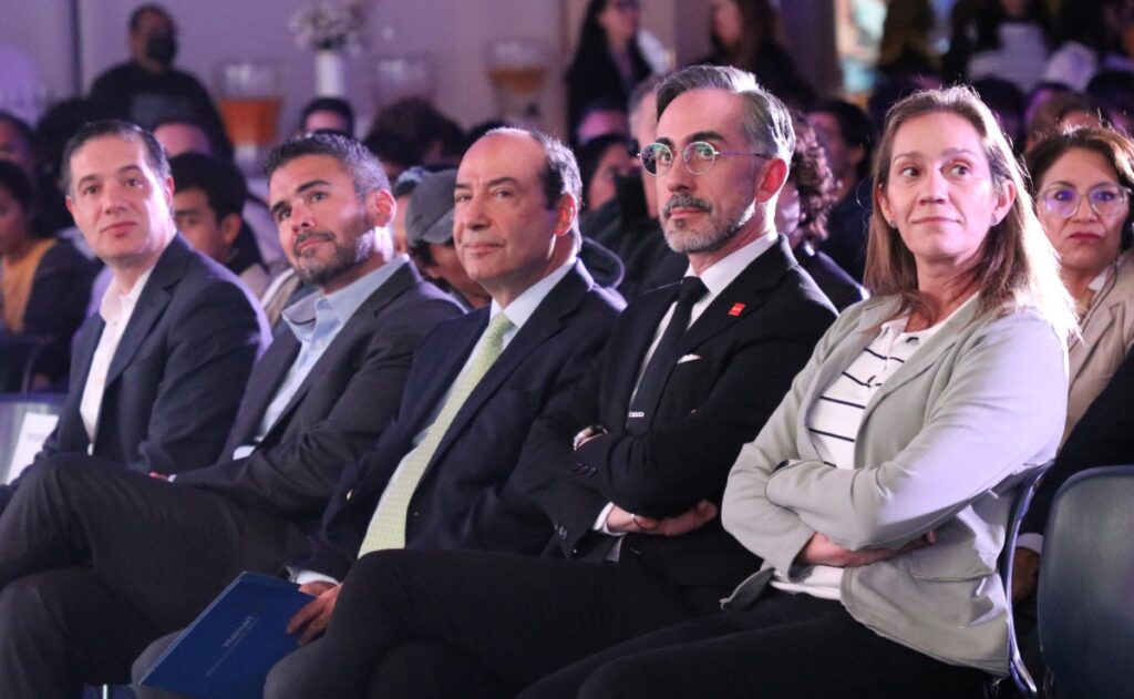 nuevos-bechalors-tec-de-monterrey-2