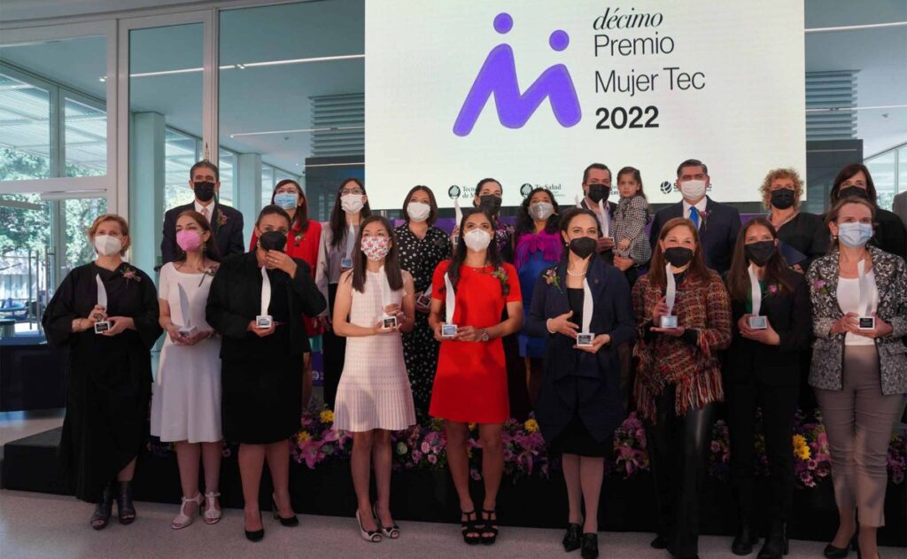 premio-mujer-tec-convocatoria-1