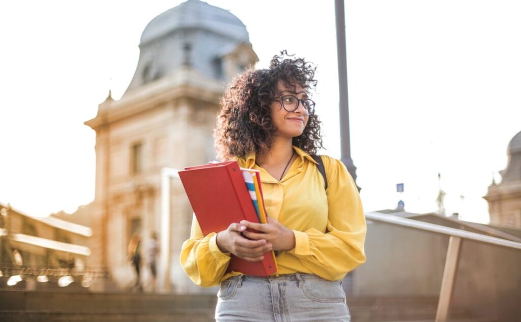La importancia de las ferias de empleo a final de año