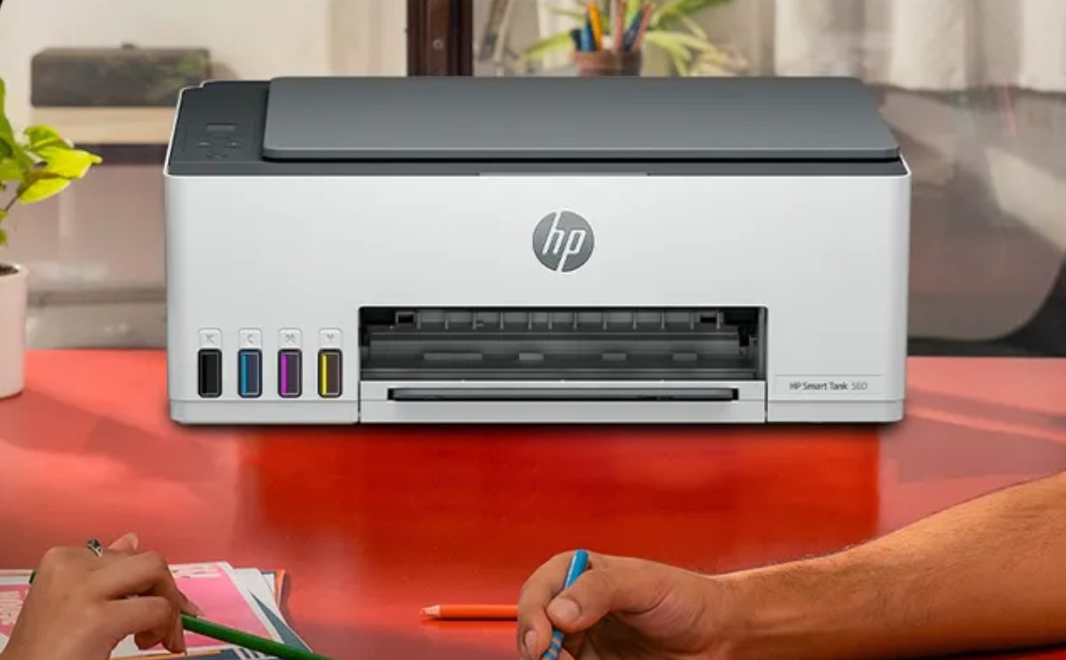 HP Smart Tank 580: autonomía y economía para la vida universitaria