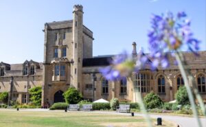 ¿Cuáles son los requisitos para entrar a Oxford?