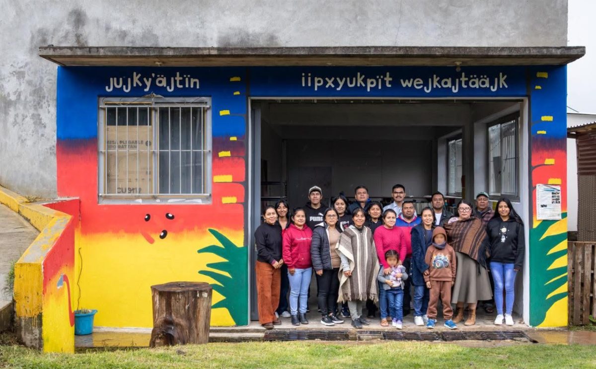 Enseñanza comunitaria busca reavivar las lenguas originarias