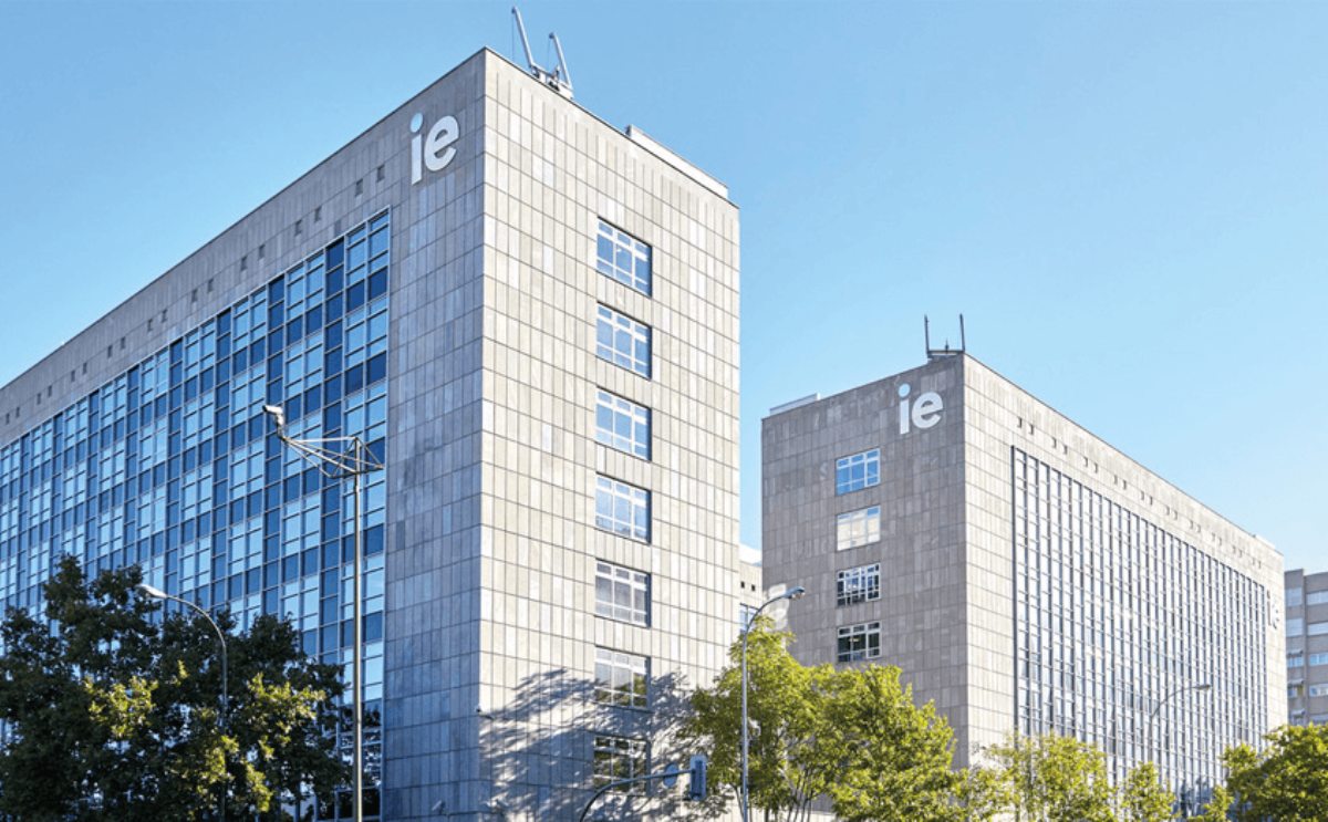 IE Business School se mantiene por cuarto año consecutivo como líder del ranking Online MBA