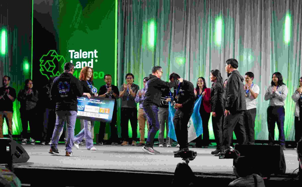 Qualcomm transforma la educación y el acceso a IA con Arduino.