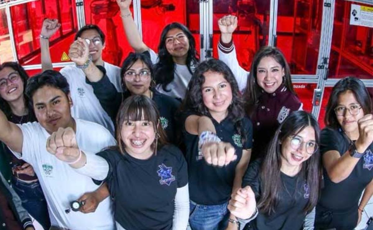 ellas-son-chicatanas-el-equipo-de-mujeres-del-ipn-que-mezcla-futbol-y-robotica