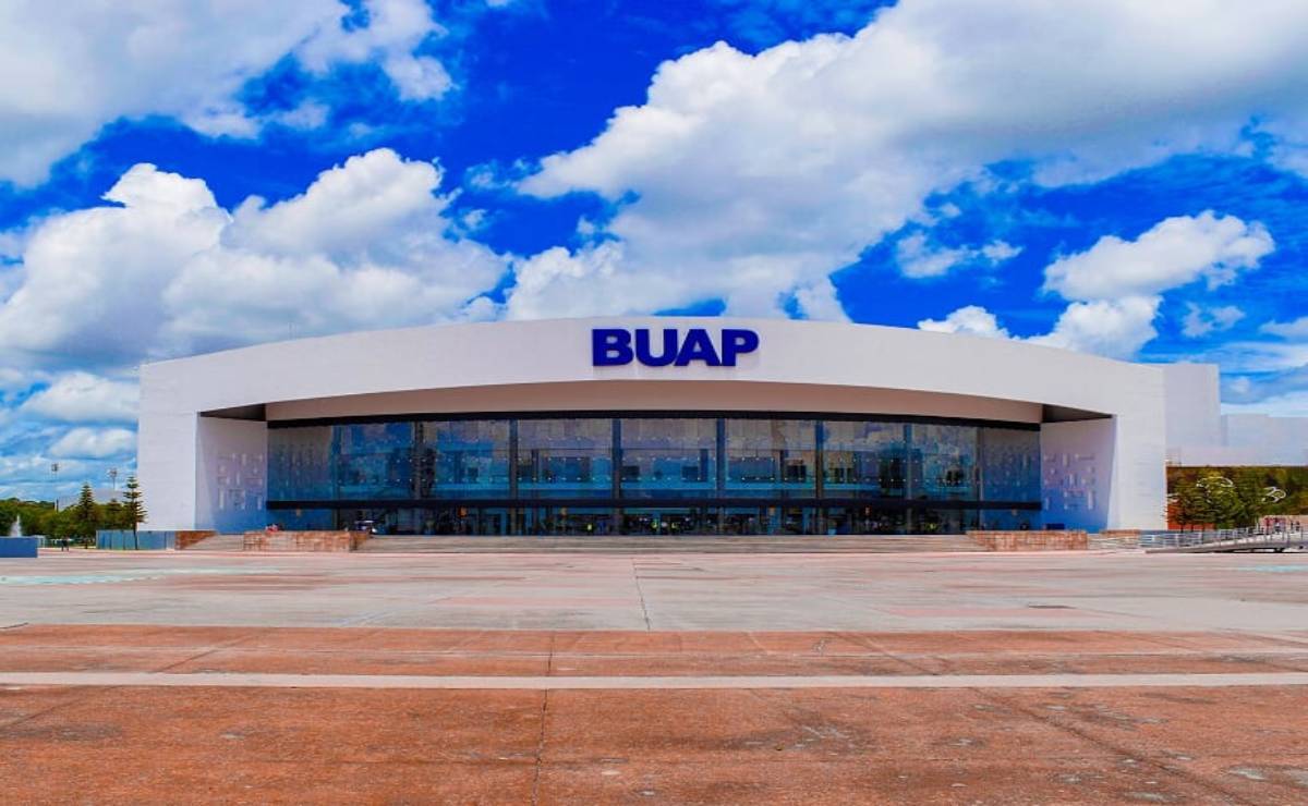 BUAP ofrece becas para estudiar IA con certificación de Google y Microsoft
