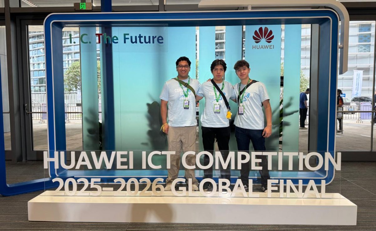 Estudiantes de la IBERO ganan competencia mundial con robot para el campo