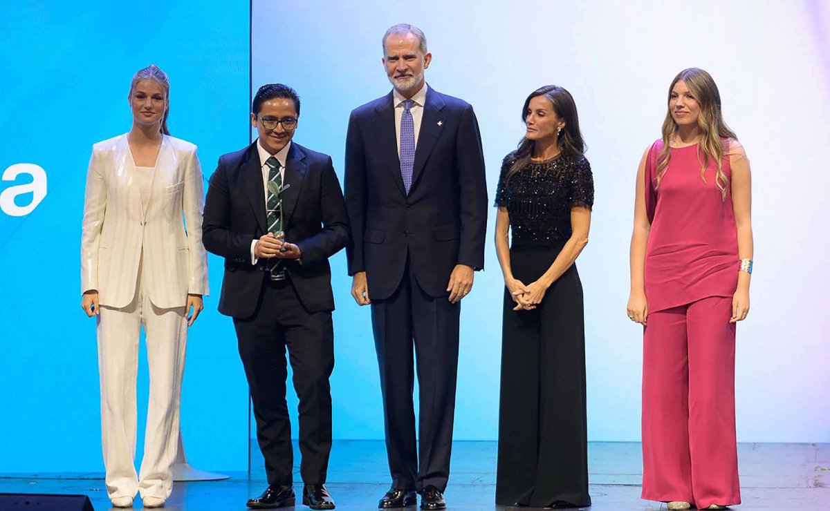 astrofisico-mexicano-recibe-premio-internacional-en-espana