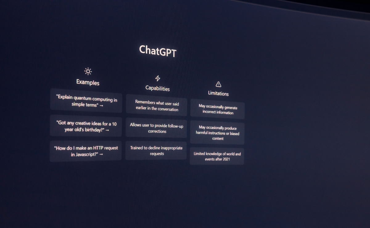 Uno de los planteamientos centrales de “El Gran Prompt” es que redactar instrucciones para la IA es, en realidad, un ejercicio de pensamiento crítico. Foto: Pexels
