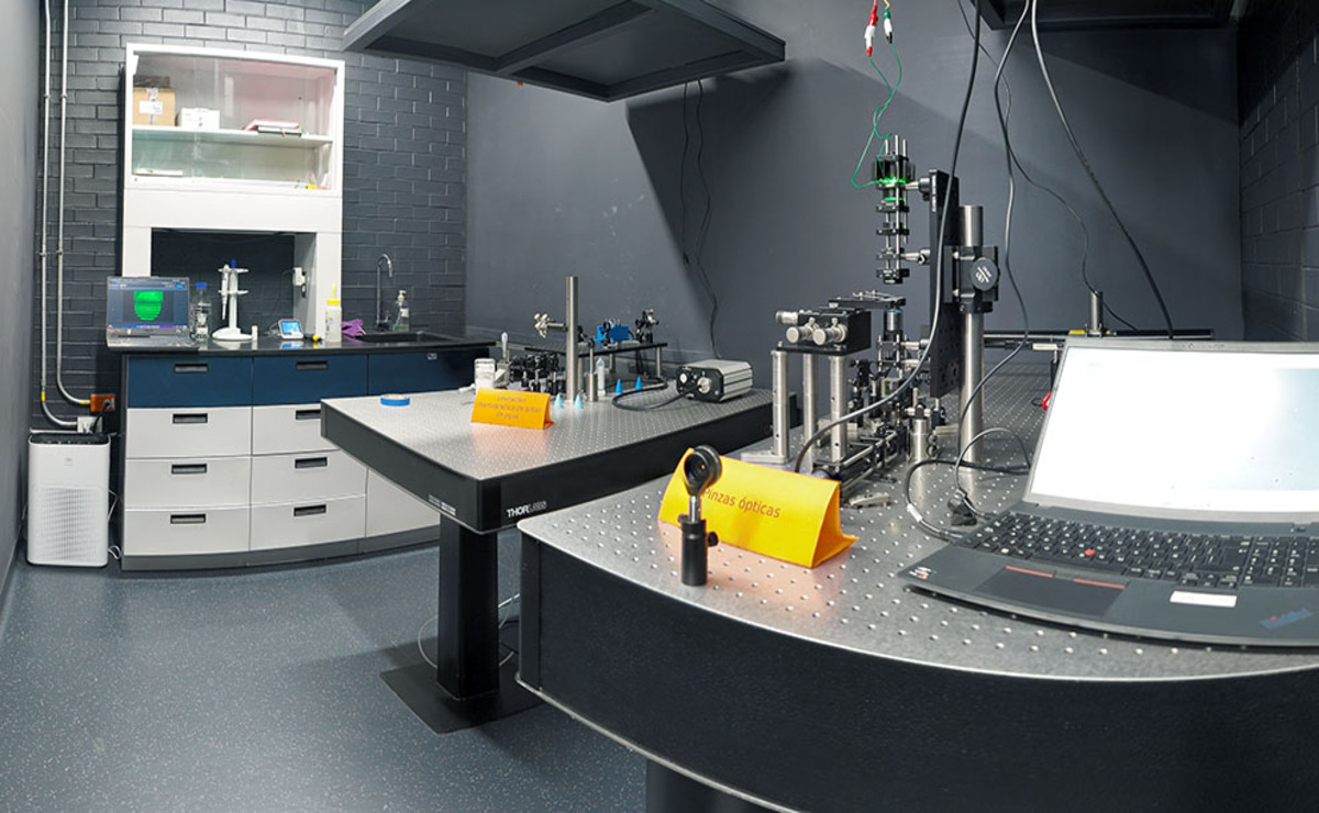 UNAM estrena laboratorio avanzado para la enseñanza de la física