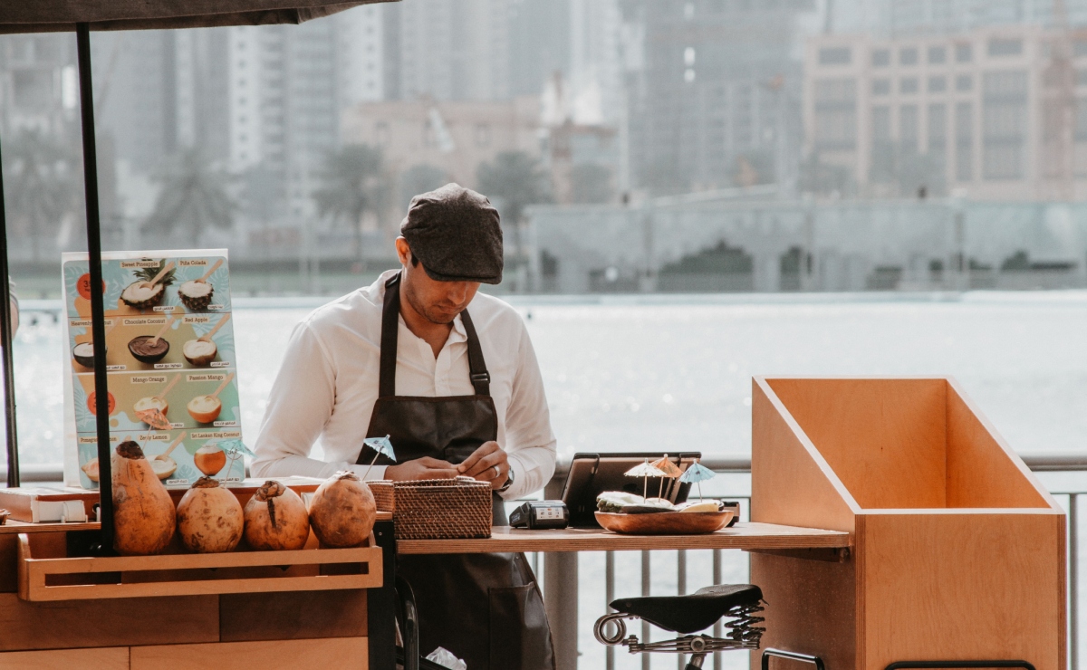 Probar distintos canales de venta permite conocer a tus clientes y descubrir qué estrategias funcionan mejor. Foto: Pexels