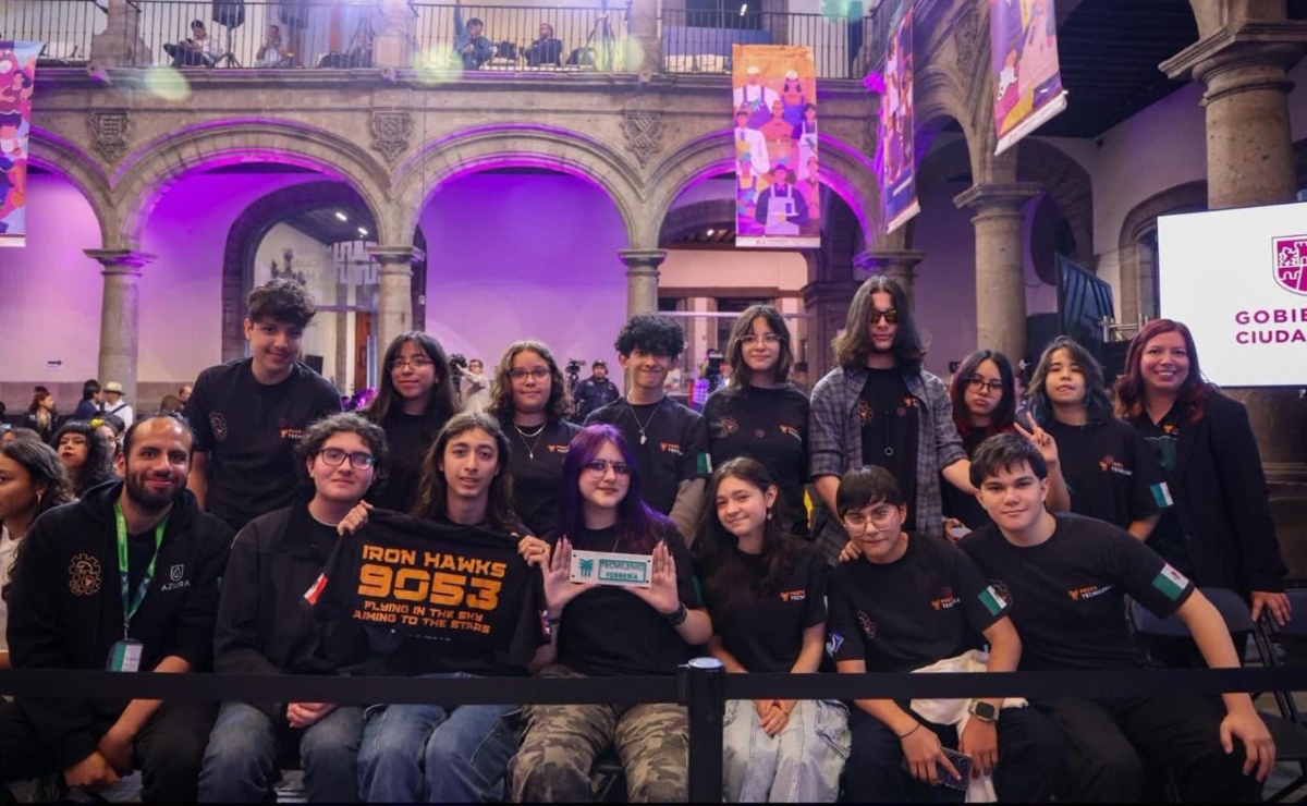 Estudiantes del equipo Iron Hawks de Prepa Tecmilenio Ferrería ganaron con un proyecto que une robótica, ciencia e impacto social. Foto: Tecmilenio