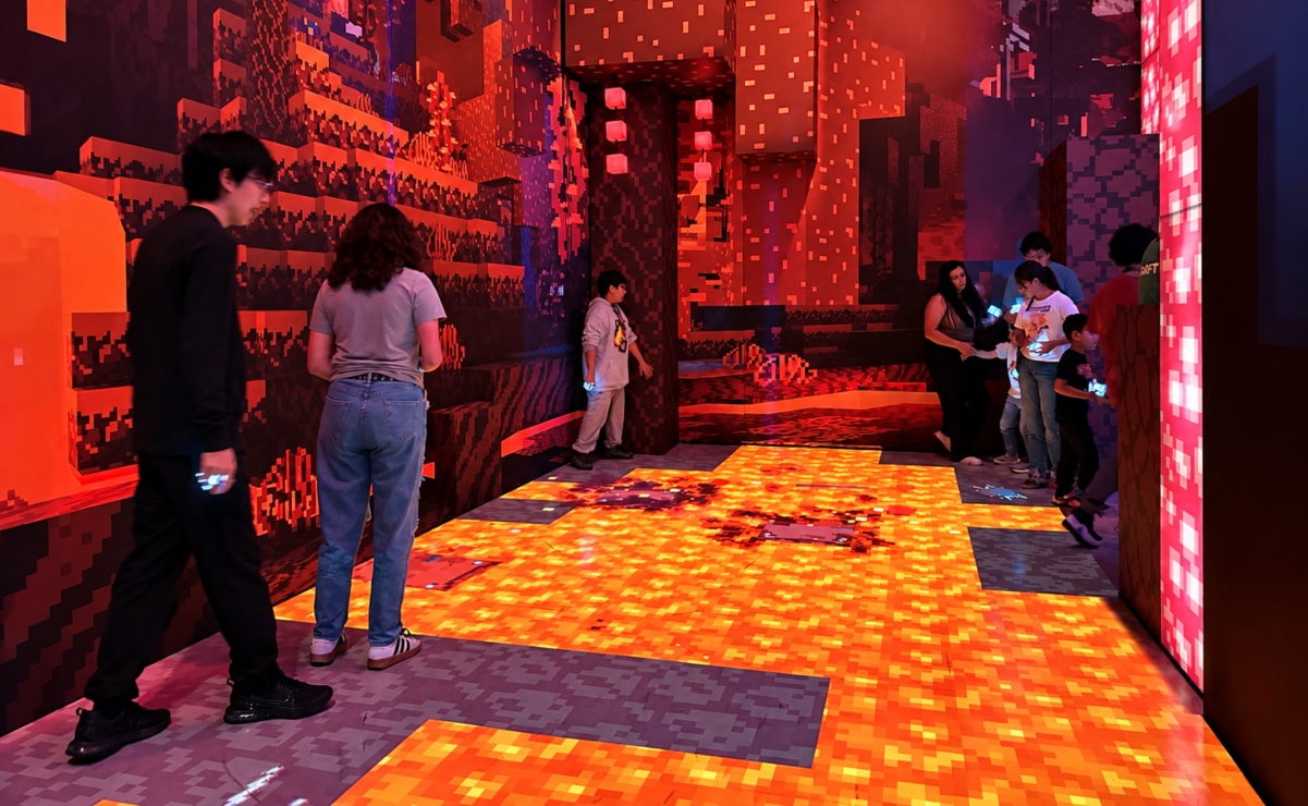 En el Nether tendrás que saltar sobre la lava. Foto: Israel Rivera